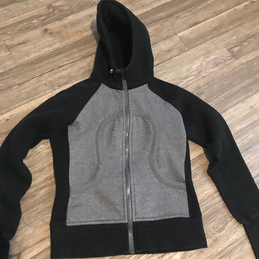Lululemon Scuba Size 4